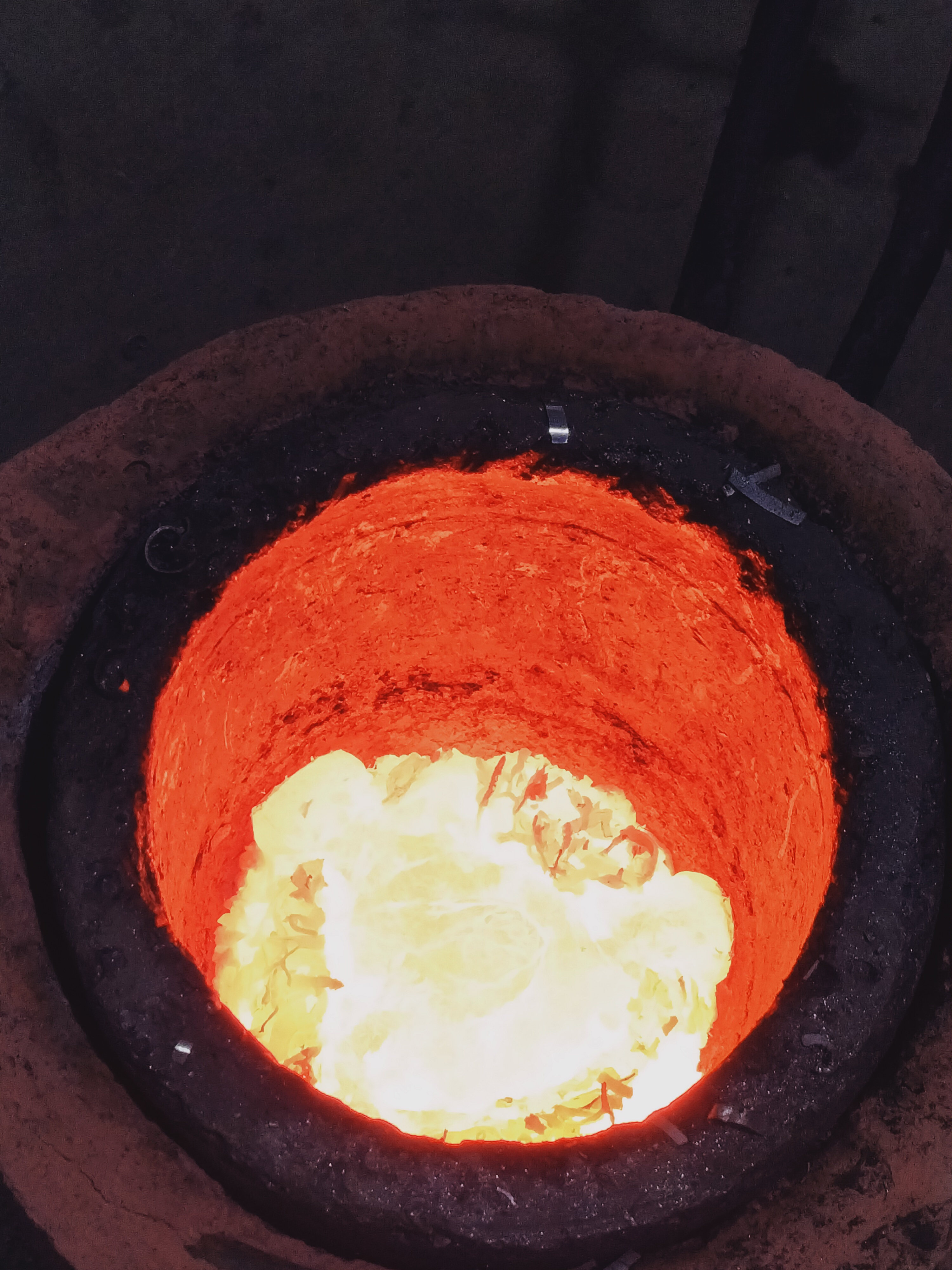 中頻感應爐有什么優勢　　